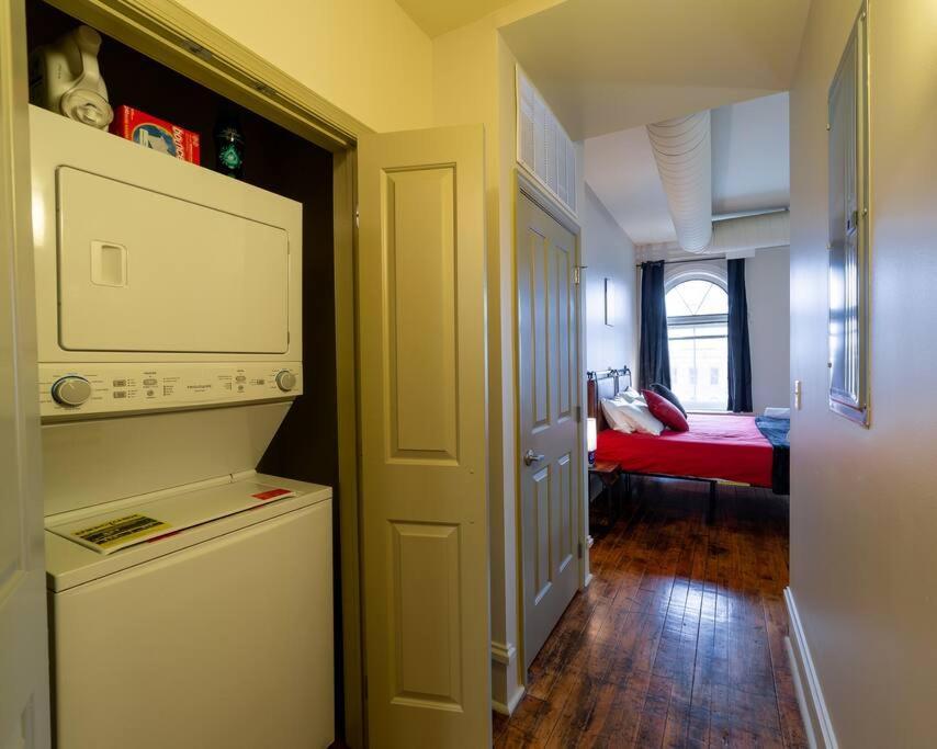 Appartamento King Bed W/ Panoramic Views Of Dt! Rochester Esterno foto